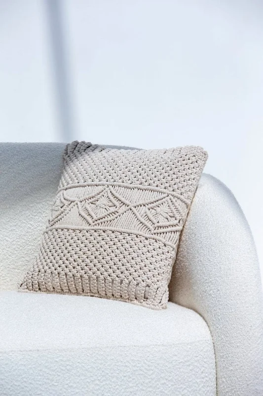 Embossed Natural White Cushion With Filler (45x45 CM)