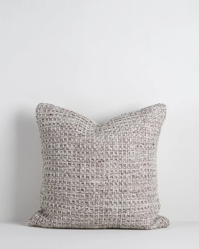 © Elton outdoor cushion wicker